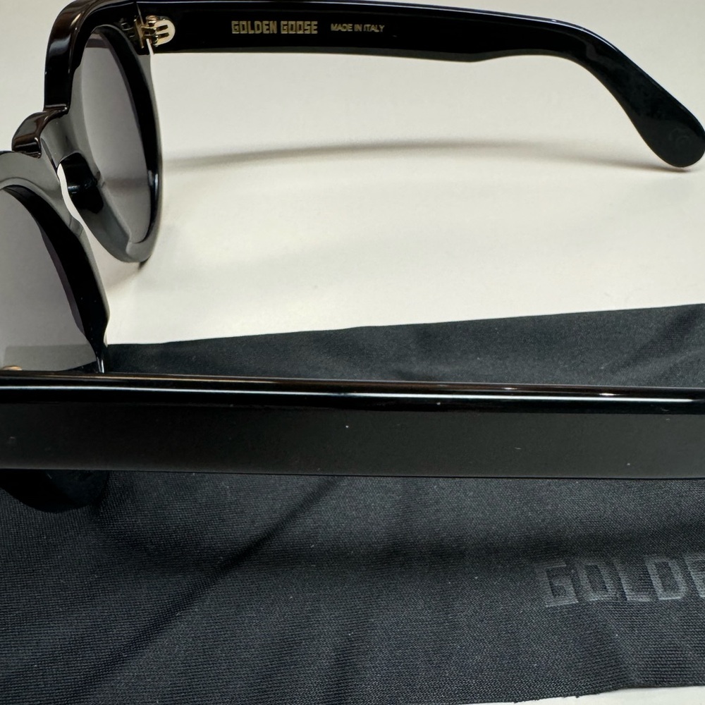 Golden Goose Cameron Panthos Sunglasses Unisex - Picture 2 of 7